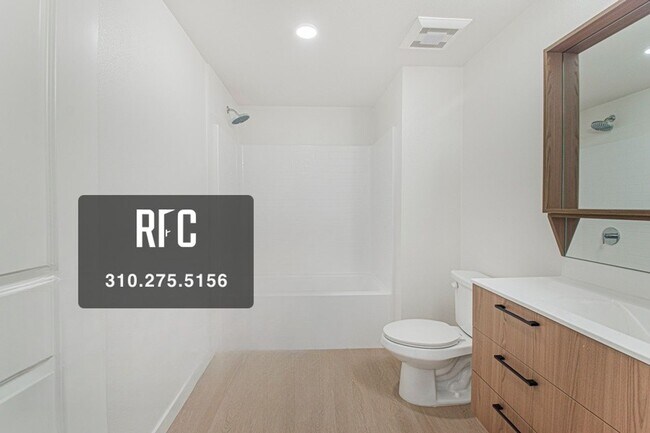 Building Photo - Welcome to the Gramercy