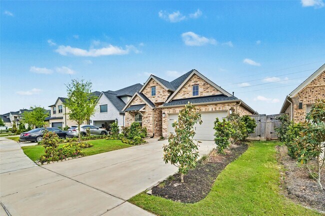 Building Photo - 31527 Splitting Willow Ln