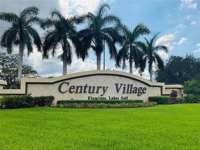 Building Photo - 12500 SW 5th Ct