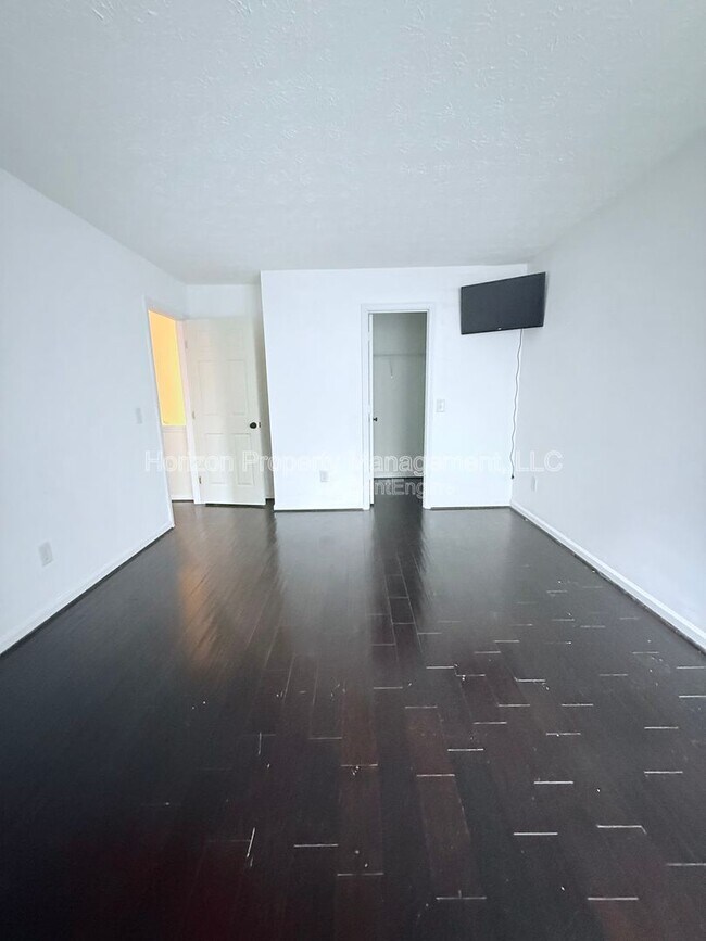 Building Photo - 5705 Mountain Top Pl