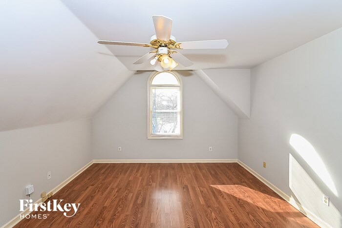 Building Photo - 1610 Saddle Glen Cove E