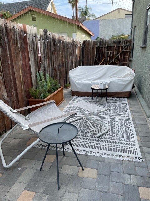 Building Photo - 3237 Madera Ave