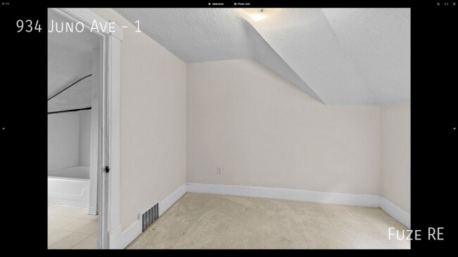 Building Photo - 934 Juno Ave