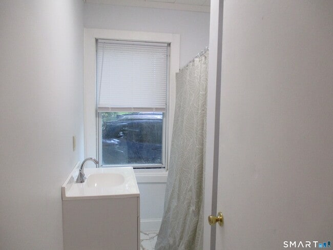 Building Photo - 79 Battey St