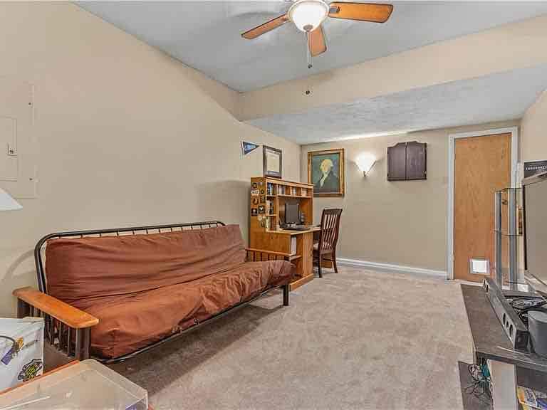 Building Photo - 1307 Petrell Dr