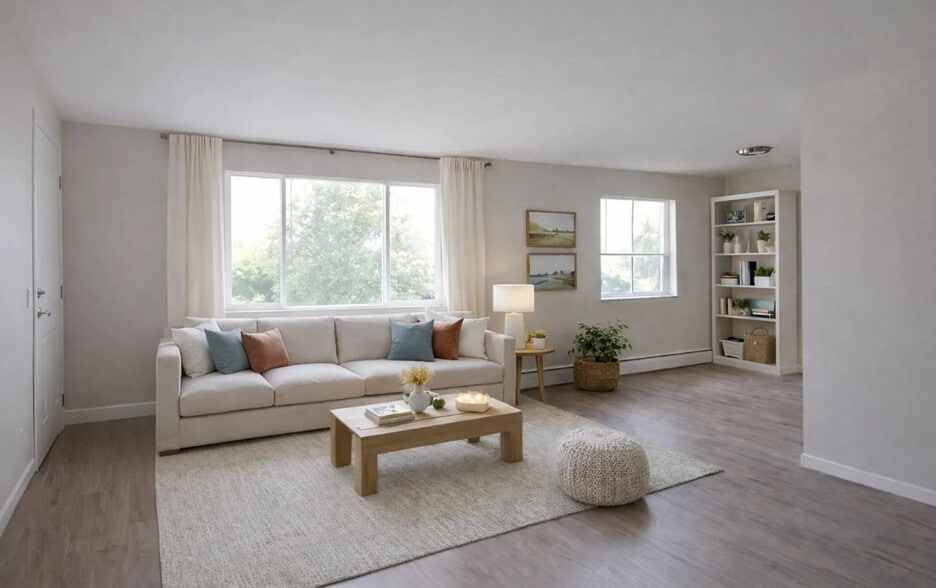 Interior Photo - Harbour Point Gardens