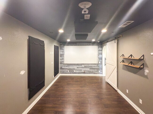 Building Photo - ~Temecula's Wolf Creek Community~ Beautifu...