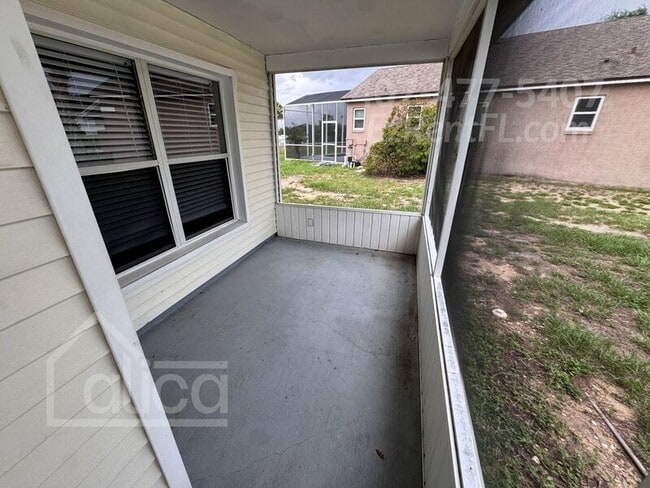 Building Photo - 3756 Dartford Dr