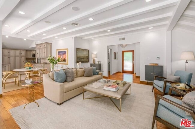 Building Photo - 9545 Dalegrove Dr