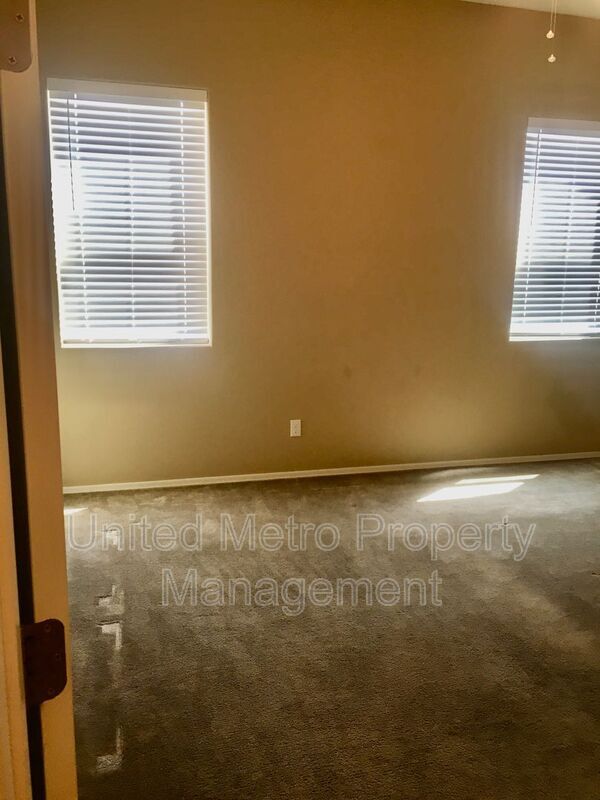 Building Photo - 6065 Haskins Ct
