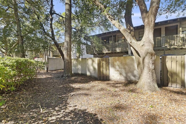 Building Photo - 400 William Hilton Pkwy