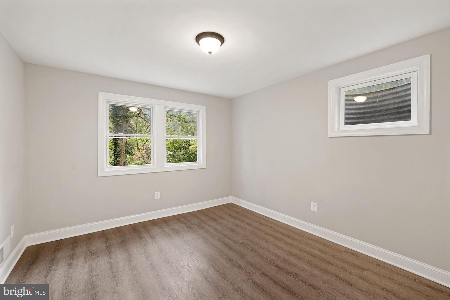 Building Photo - 2929 Stanton Ave