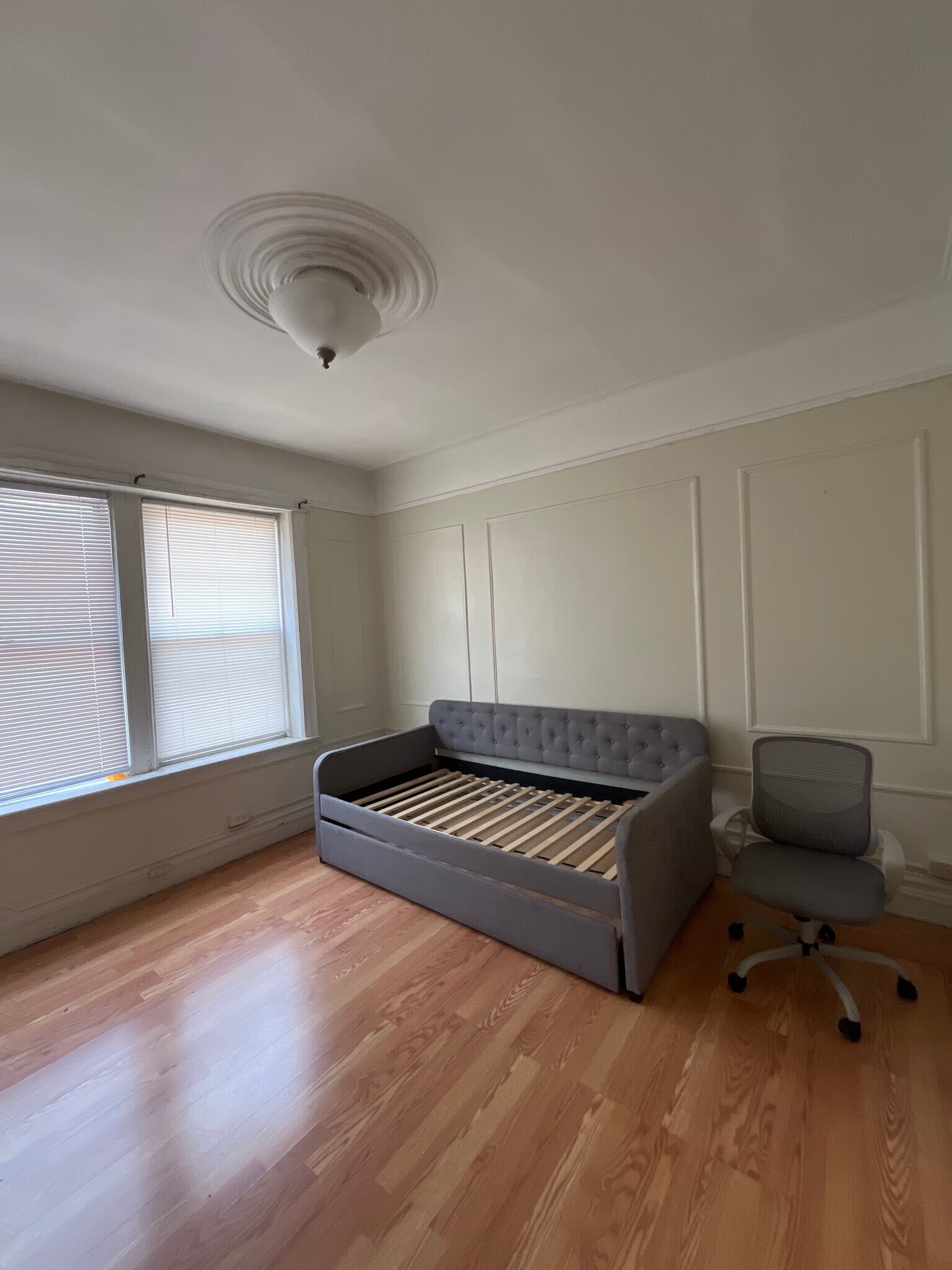 Bedroom two - 125 Manhattan Ave