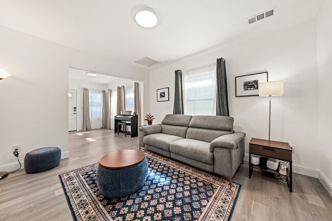 Building Photo - Welcome to your beautifully updated home!