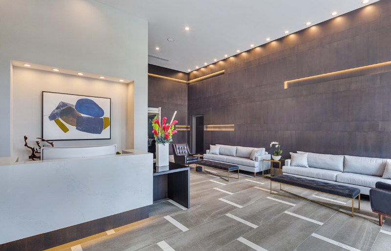 Building Photo - 729 N Hudson Ave