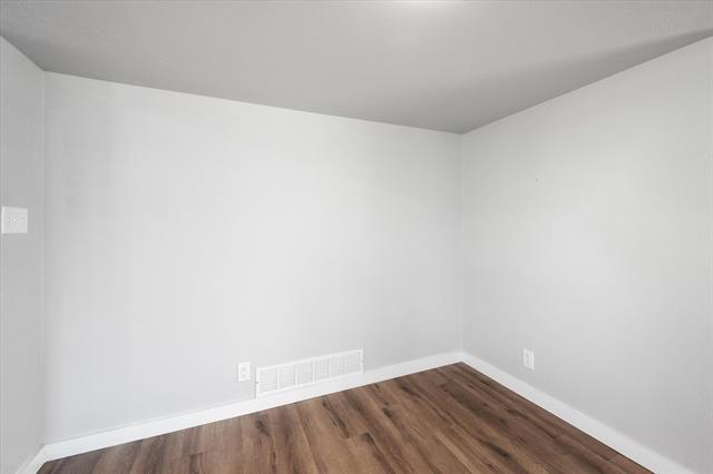 Building Photo - 703 Timberline Dr