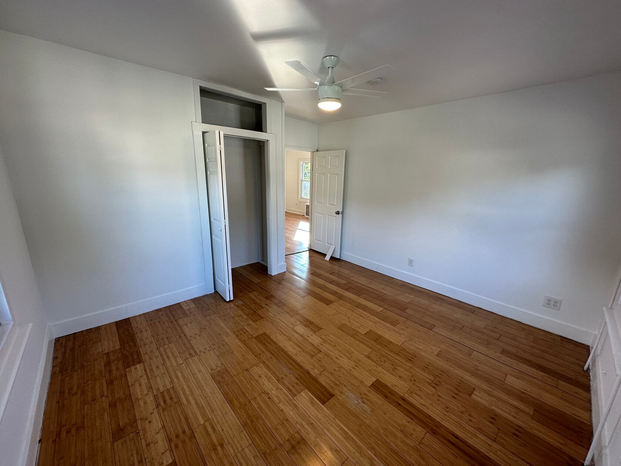 Building Photo - 71 Grove St
