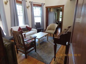 Building Photo - 10 Remington St