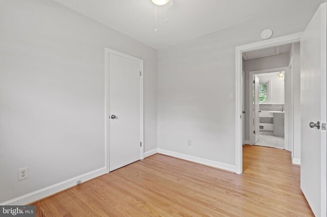 Building Photo - 4108 Orchard Dr