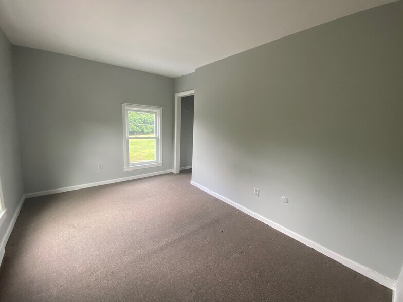 Building Photo - 16 Prospect St