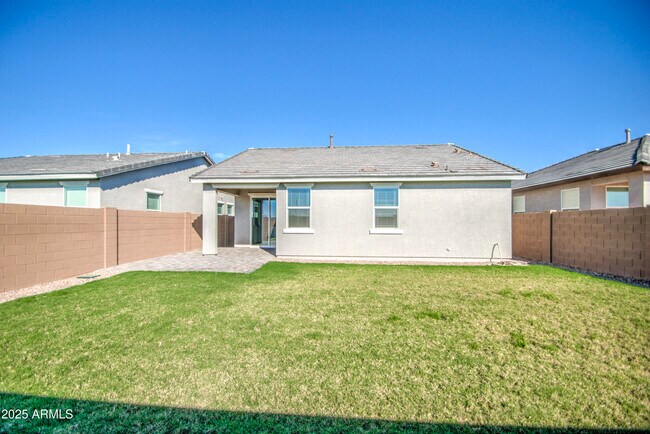 Building Photo - 4205 E Haley Dr