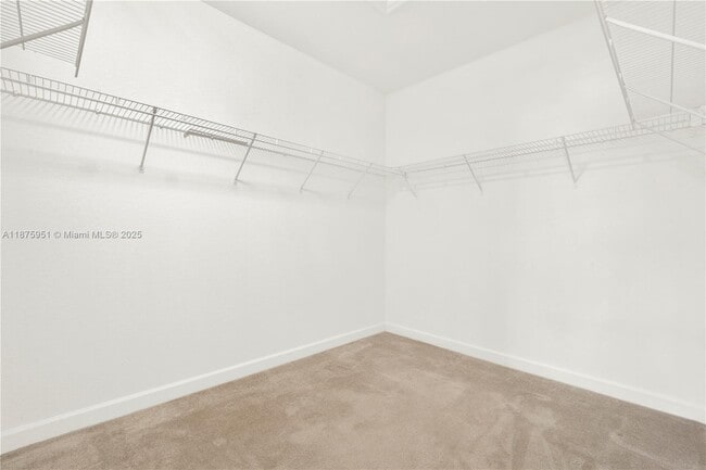 Building Photo - 21422 SW 85th Psge