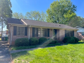 Building Photo - 5324 Elderbank Dr