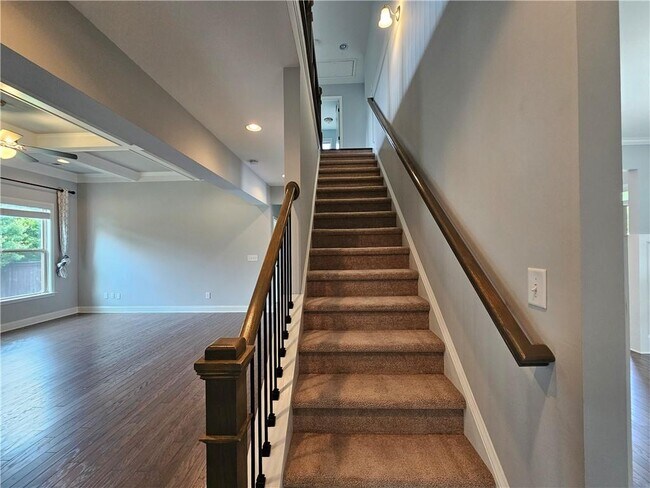Building Photo - 3218 Leyden Ct
