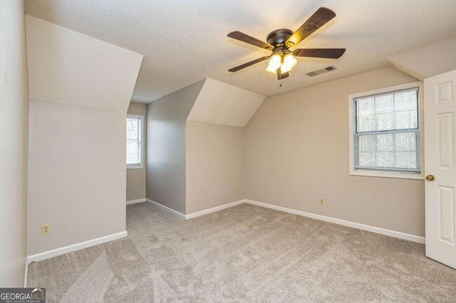 Building Photo - 14 Hiram Dr