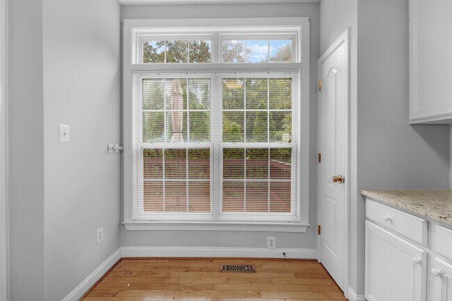 Building Photo - 2032 Ashleigh Woods Ct