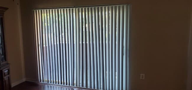 Building Photo - 17 Water St