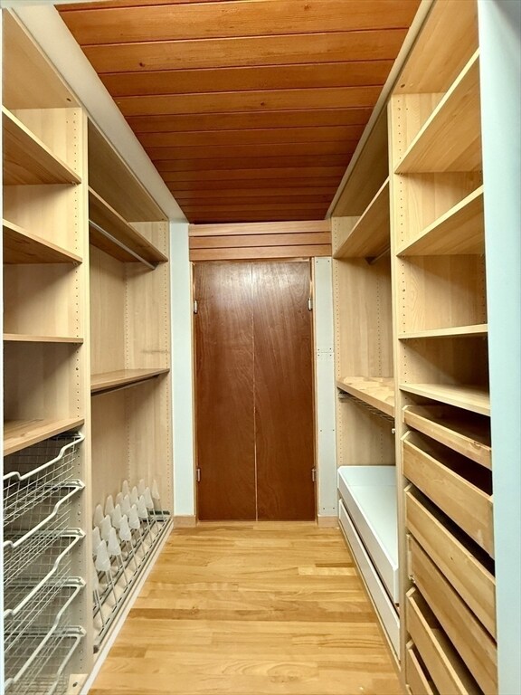 Building Photo - 174 Maplewood St