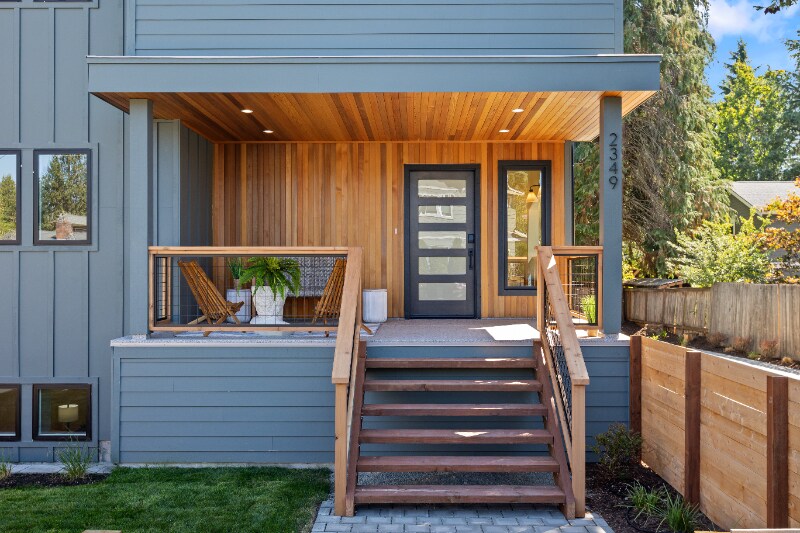 Building Photo - 2349 NE 127th St