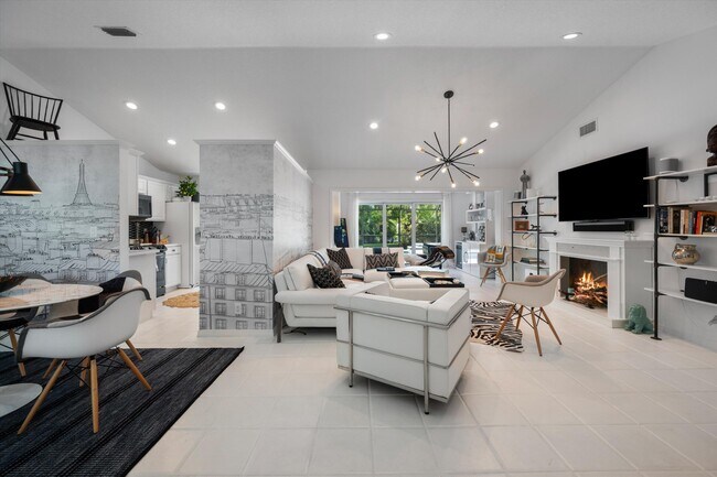 Building Photo - 2252 Las Casitas Dr
