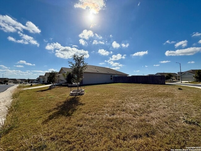 Building Photo - 8127 Glasgow Dr