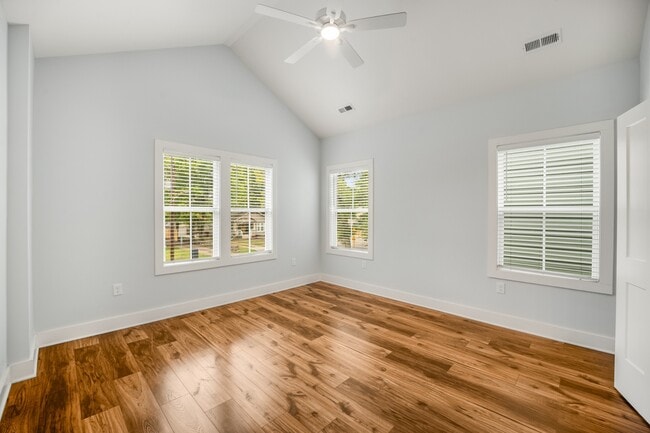 Building Photo - 1431 Meridian St