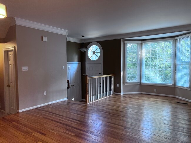 Building Photo - 2222 Journet Dr