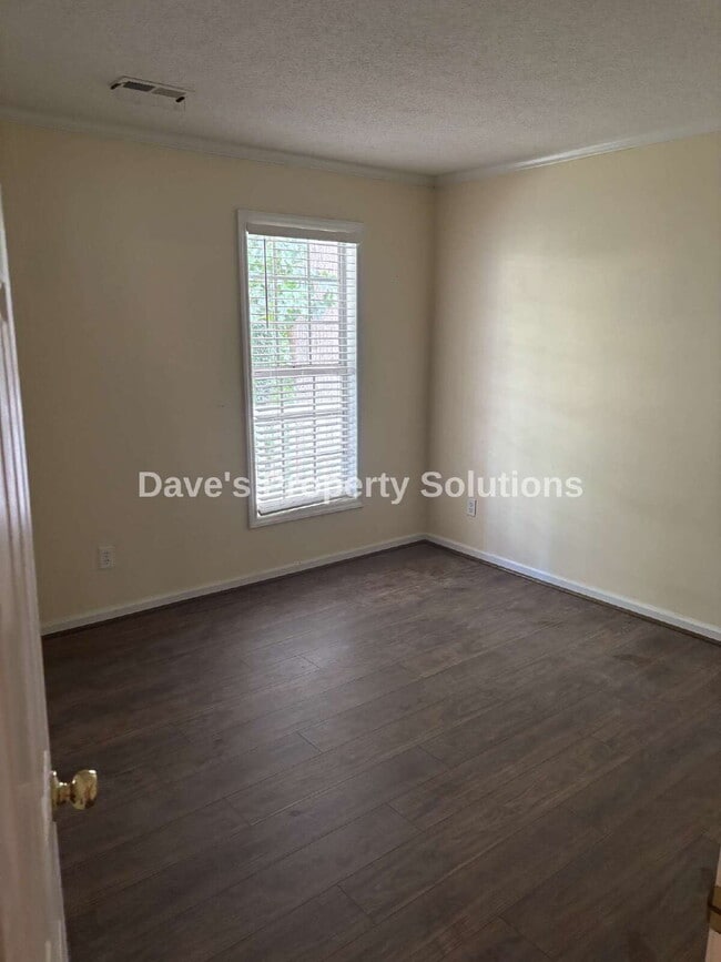 Building Photo - Beautiful Condo in Convenient Location!