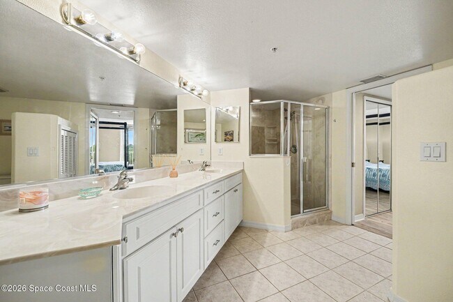 Building Photo - 820 Del Rio Way