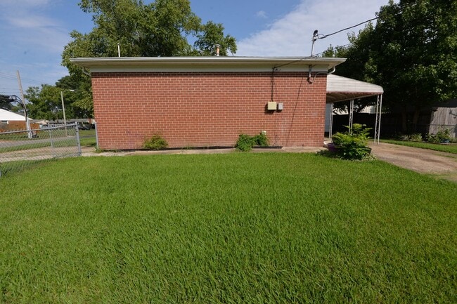 Building Photo - 278 Appian Ave