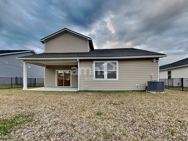 Building Photo - 118 Banyan Frst Dr