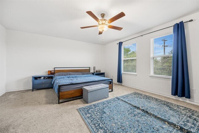 Building Photo - 301 Quarry Rock Cove