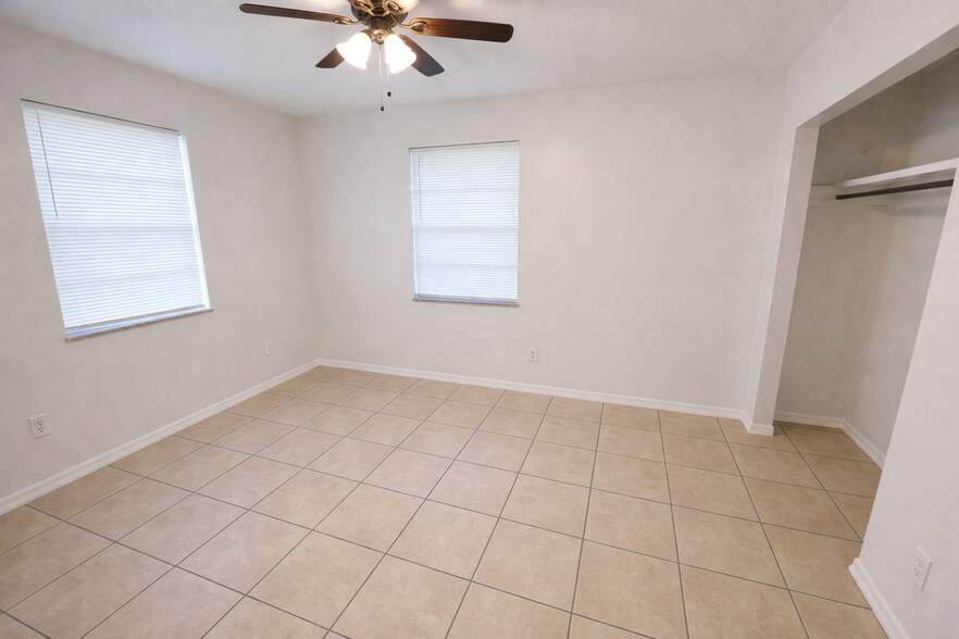 Bedroom 2 - 5010 Killarney Ave