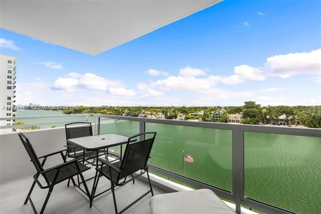 Building Photo - 5700 Collins Ave