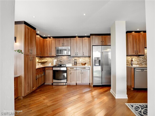 Building Photo - 11030 Gulf Shore Dr