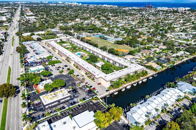 Building Photo - 4502 N Federal Hwy