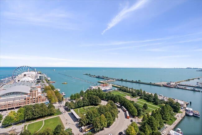 Building Photo - 505 N Lake Shore Dr