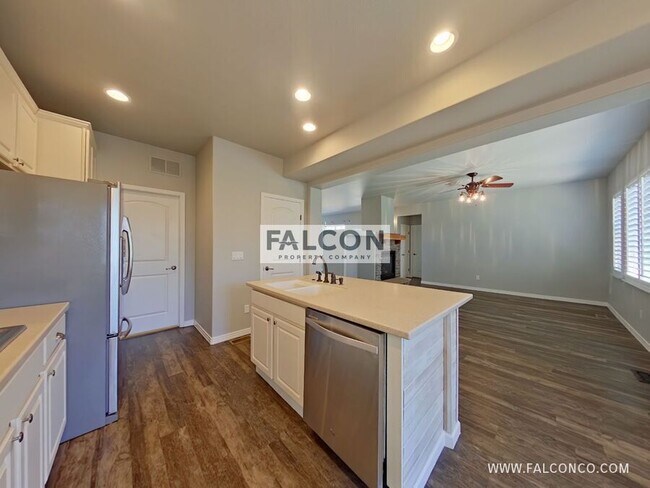 Building Photo - 8193 Winding Passage Dr