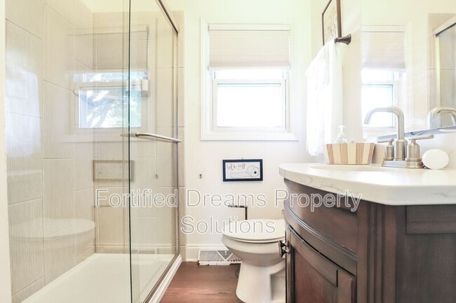 Building Photo - 157 Mickey Rd