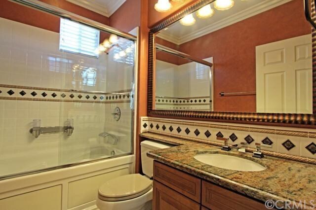 Bathroom 4 - 44 Whitford